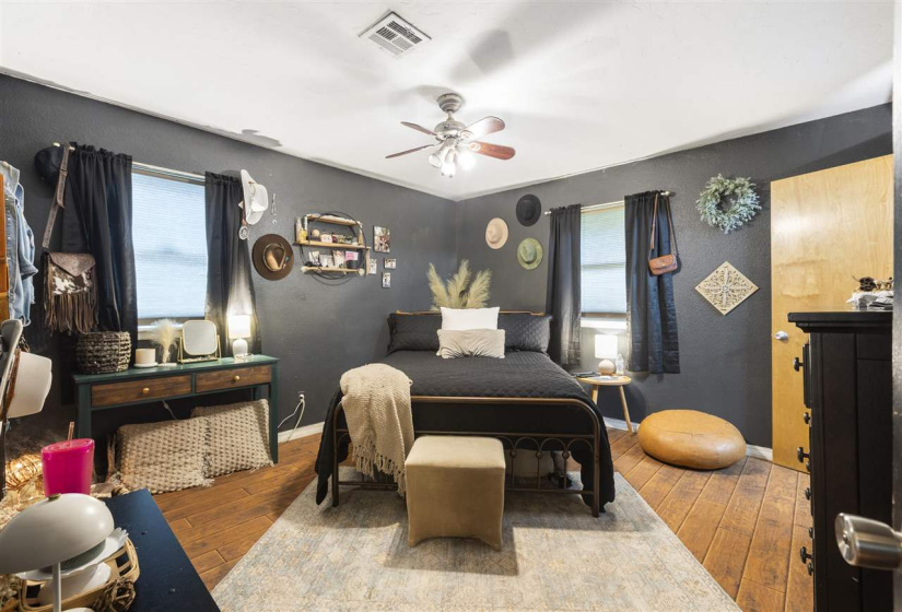 3 Bedrooms Bedrooms, 0 ,1 BathroomBathrooms,Residential,Single Family,Howerton,1,133549