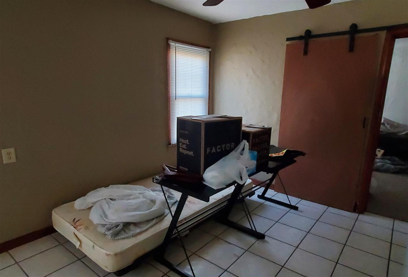 3 Bedrooms Bedrooms, 0 ,1 BathroomBathrooms,Residential,Single Family,Knoblock,1,133551