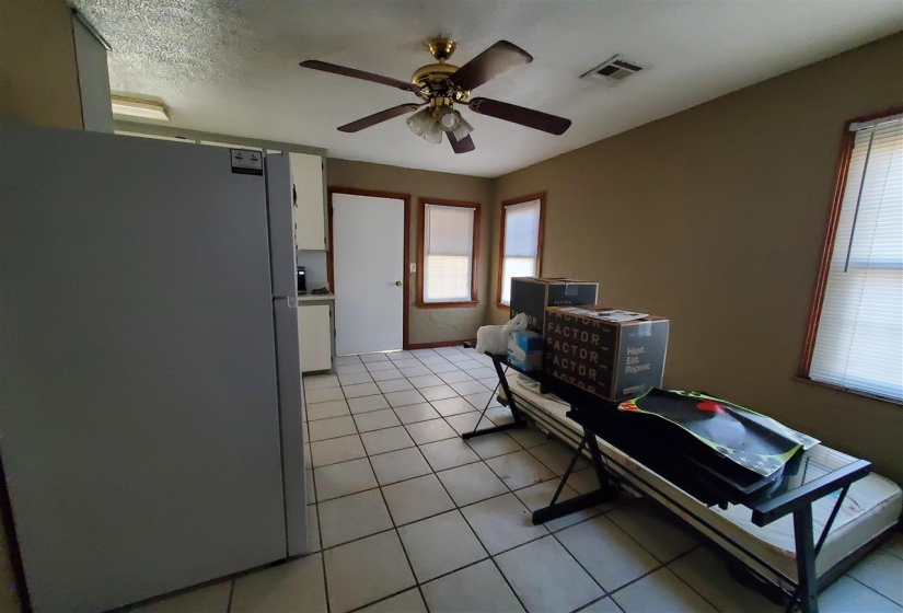 3 Bedrooms Bedrooms, 0 ,1 BathroomBathrooms,Residential,Single Family,Knoblock,1,133551