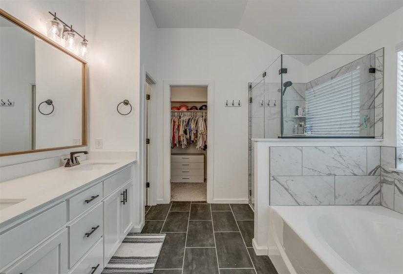 4 Bedrooms Bedrooms, 0 ,2 BathroomsBathrooms,Residential,Single Family,Pintail,1,133555