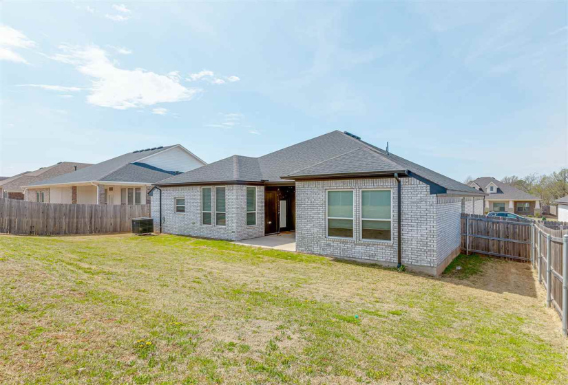 4 Bedrooms Bedrooms, 0 ,2 BathroomsBathrooms,Residential,Single Family,Pintail,1,133555