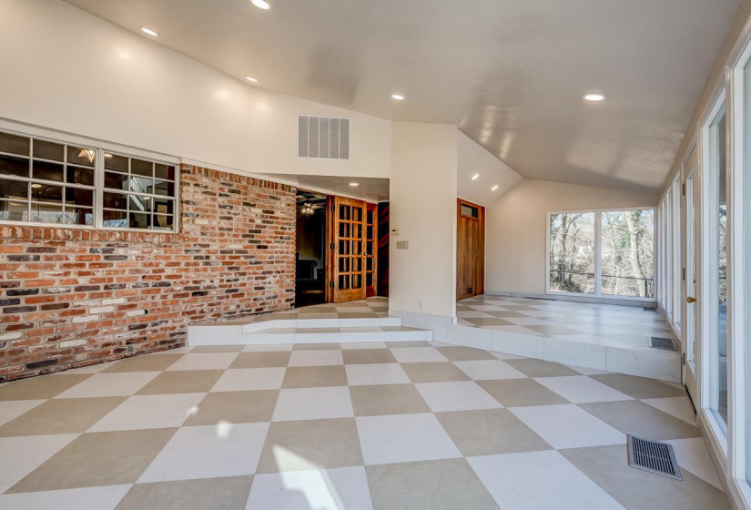 3 Bedrooms Bedrooms, 0 ,3 BathroomsBathrooms,Residential,Single Family,Wakefield,2,133557