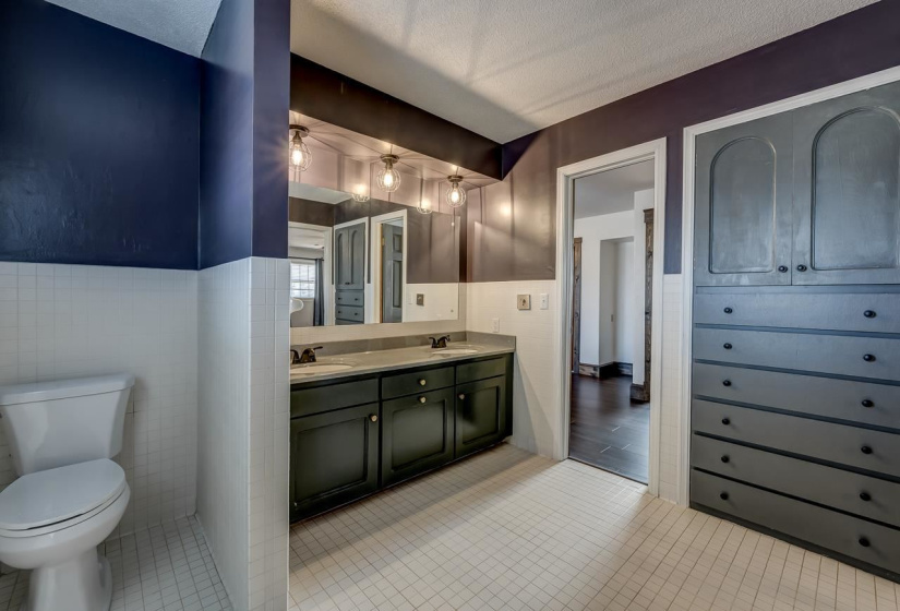 3 Bedrooms Bedrooms, 0 ,3 BathroomsBathrooms,Residential,Single Family,Wakefield,2,133557