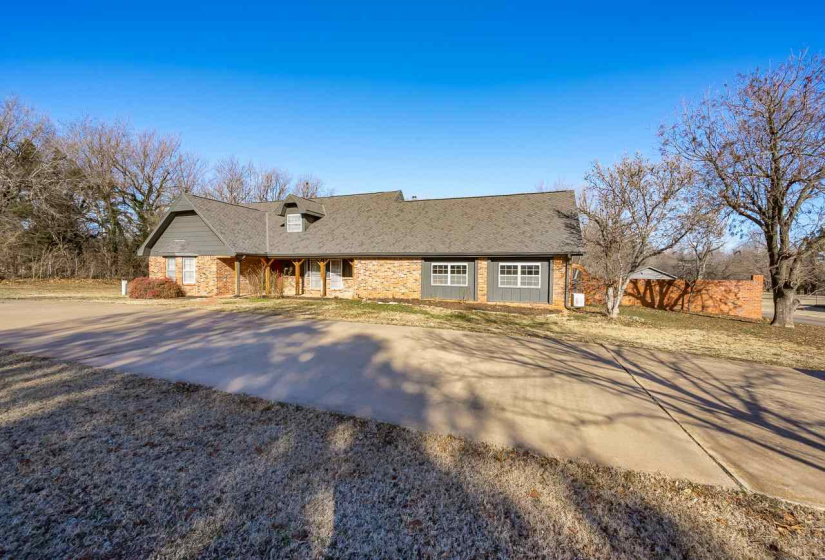 3 Bedrooms Bedrooms, 0 ,3 BathroomsBathrooms,Residential,Single Family,Wakefield,2,133557