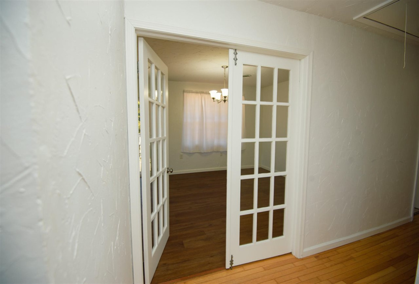 3 Bedrooms Bedrooms, 0 ,2 BathroomsBathrooms,Residential,Single Family,68th,1,133559