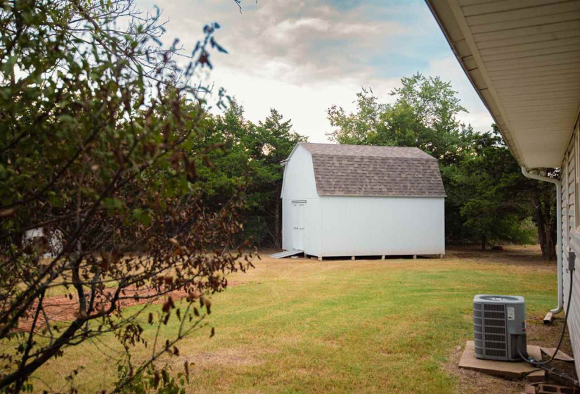 3 Bedrooms Bedrooms, 0 ,2 BathroomsBathrooms,Residential,Single Family,68th,1,133559