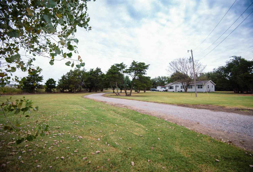 3 Bedrooms Bedrooms, 0 ,2 BathroomsBathrooms,Residential,Single Family,68th,1,133559