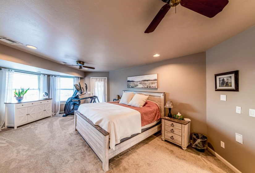 3 Bedrooms Bedrooms, 0 ,3 BathroomsBathrooms,Residential,Single Family,Brush Creek,1.5,133560