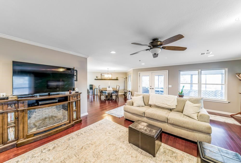 3 Bedrooms Bedrooms, 0 ,3 BathroomsBathrooms,Residential,Single Family,Brush Creek,1.5,133560