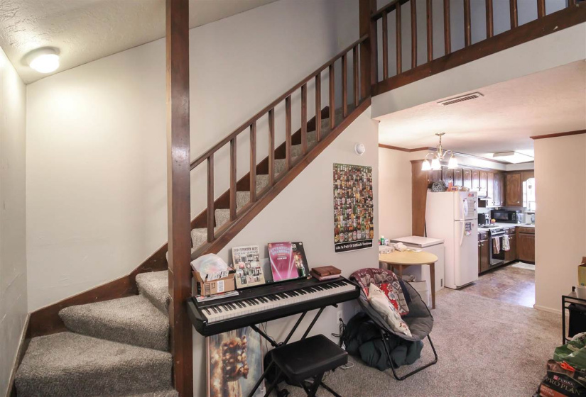 0 ,6 BathroomsBathrooms,Multi-family,Fourplex,Mockingbird,1,133562