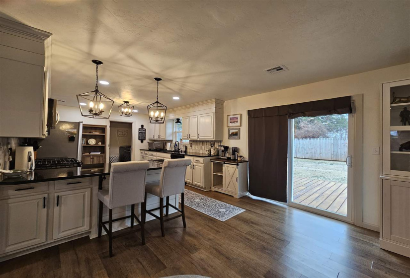 3 Bedrooms Bedrooms, 0 ,2 BathroomsBathrooms,Residential,Single Family,Burris,1,133563