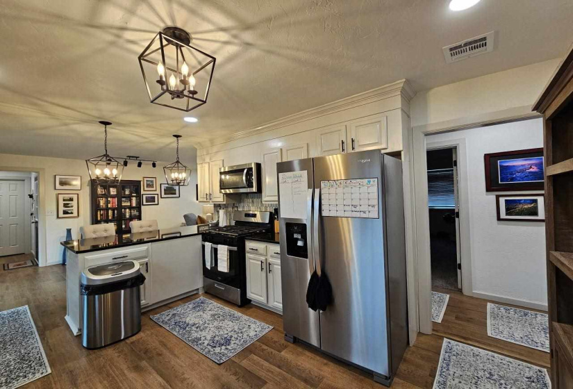 3 Bedrooms Bedrooms, 0 ,2 BathroomsBathrooms,Residential,Single Family,Burris,1,133563