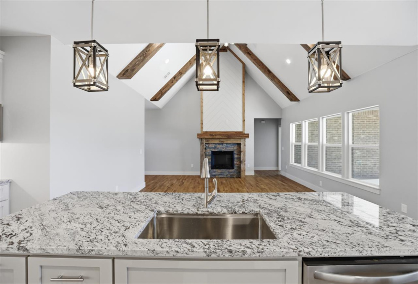 5 Bedrooms Bedrooms, 0 ,3 BathroomsBathrooms,Residential,Single Family,Moreland Ct,1,133564