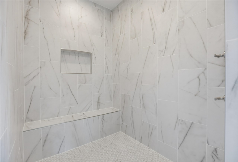 5 Bedrooms Bedrooms, 0 ,3 BathroomsBathrooms,Residential,Single Family,Moreland Ct,1,133564