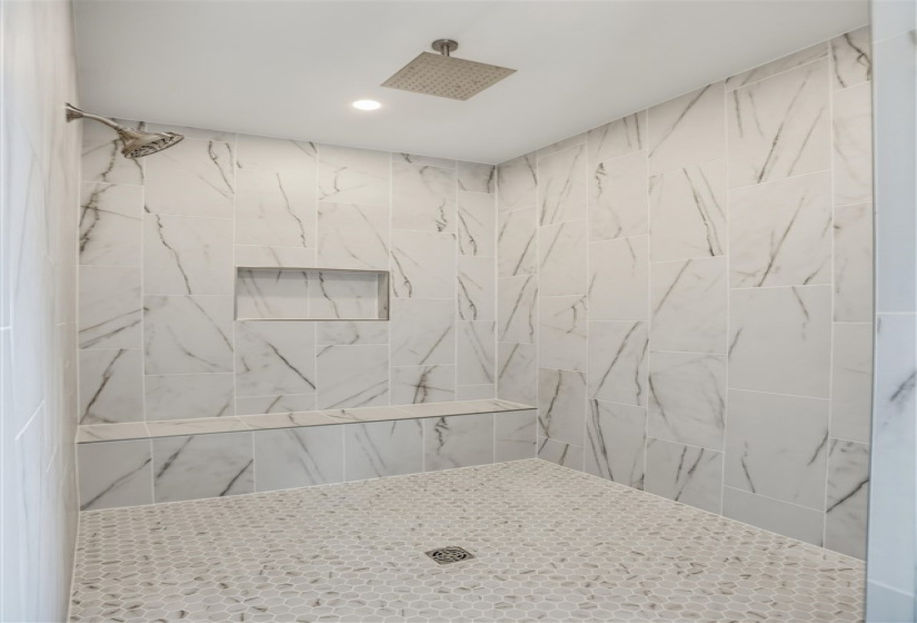 5 Bedrooms Bedrooms, 0 ,3 BathroomsBathrooms,Residential,Single Family,Moreland Ct,1,133564