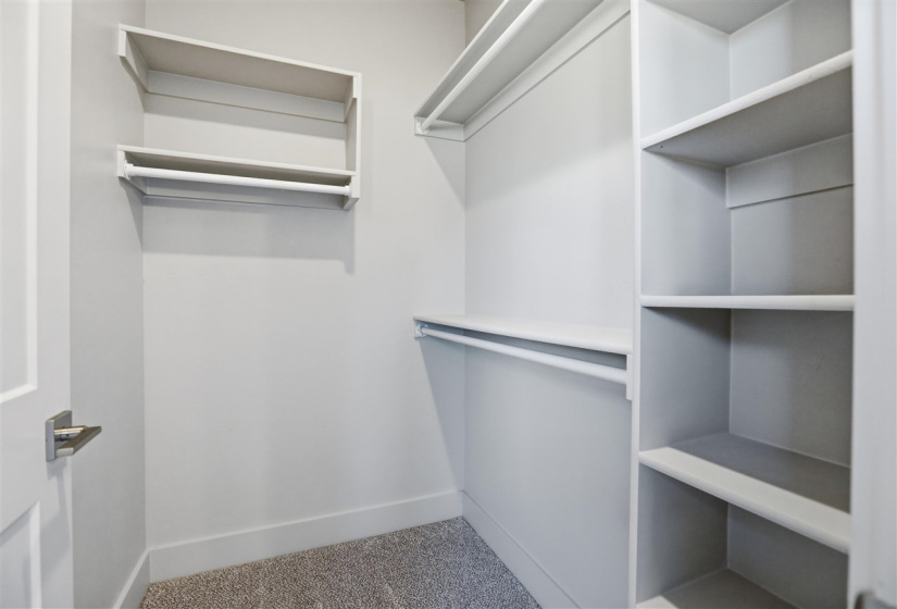 5 Bedrooms Bedrooms, 0 ,3 BathroomsBathrooms,Residential,Single Family,Moreland Ct,1,133564