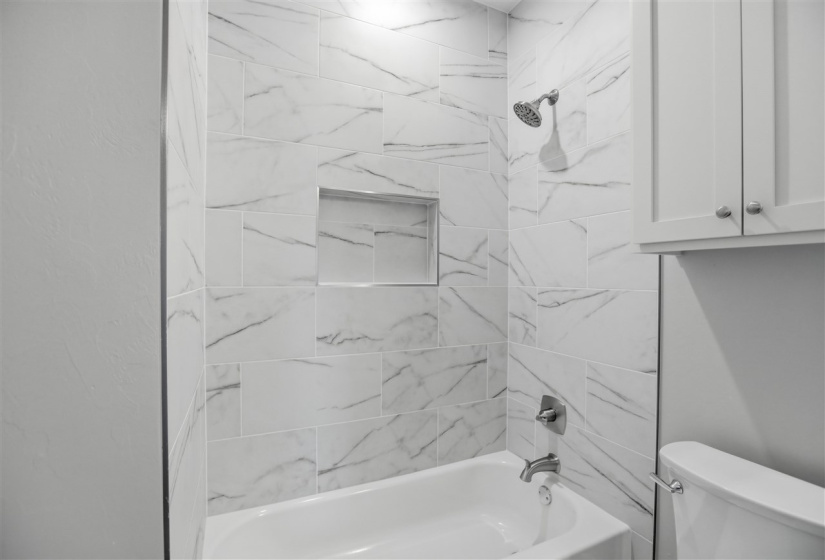 5 Bedrooms Bedrooms, 0 ,3 BathroomsBathrooms,Residential,Single Family,Moreland Ct,1,133564