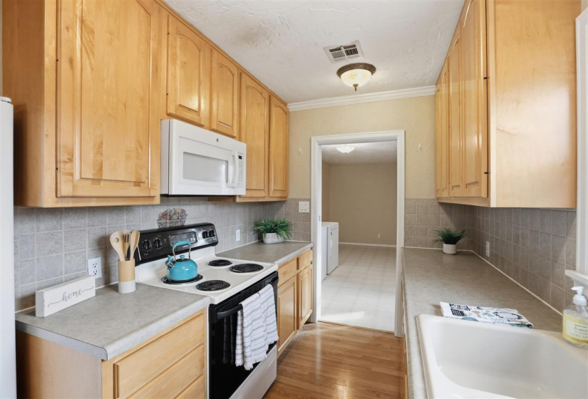 3 Bedrooms Bedrooms, 0 ,2 BathroomsBathrooms,Residential,Single Family,Lilly,1,133566