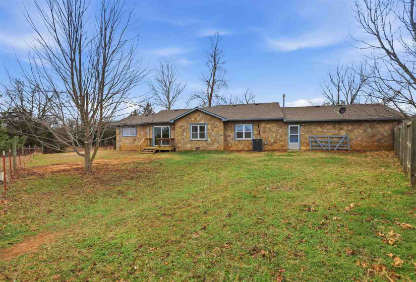 3 Bedrooms Bedrooms, 0 ,2 BathroomsBathrooms,Residential,Single Family,Lilly,1,133566