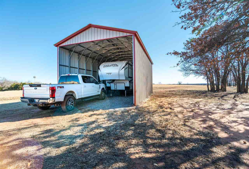 4 Bedrooms Bedrooms, 0 ,2 BathroomsBathrooms,Residential,Single Family,Airport,1.5,133570