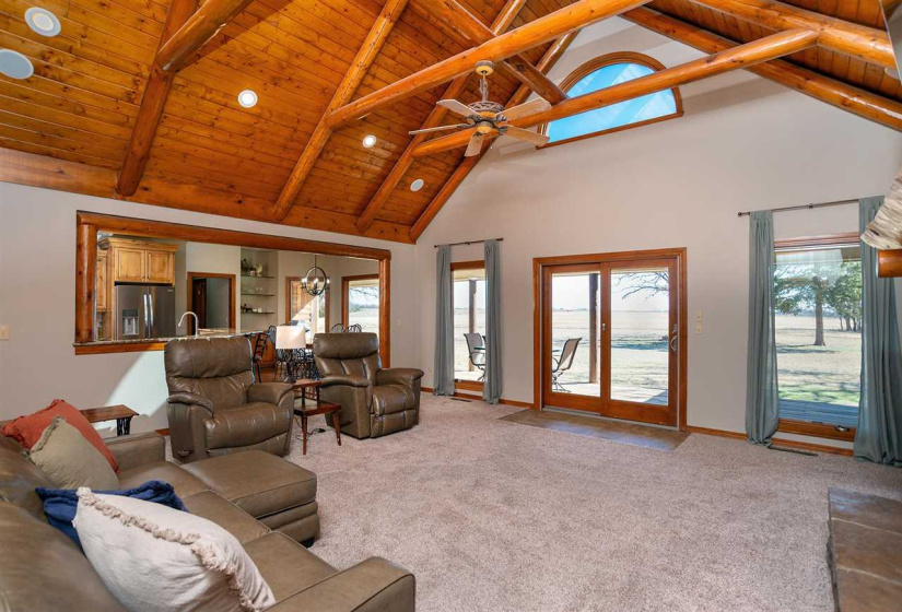 4 Bedrooms Bedrooms, 0 ,2 BathroomsBathrooms,Residential,Single Family,Airport,1.5,133570