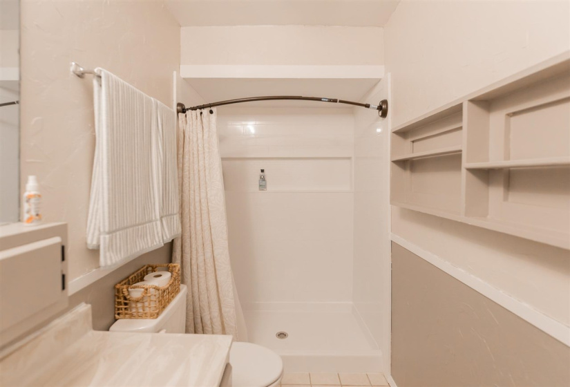 3 Bedrooms Bedrooms, 0 ,2 BathroomsBathrooms,Residential,Single Family,Denver,1,133571