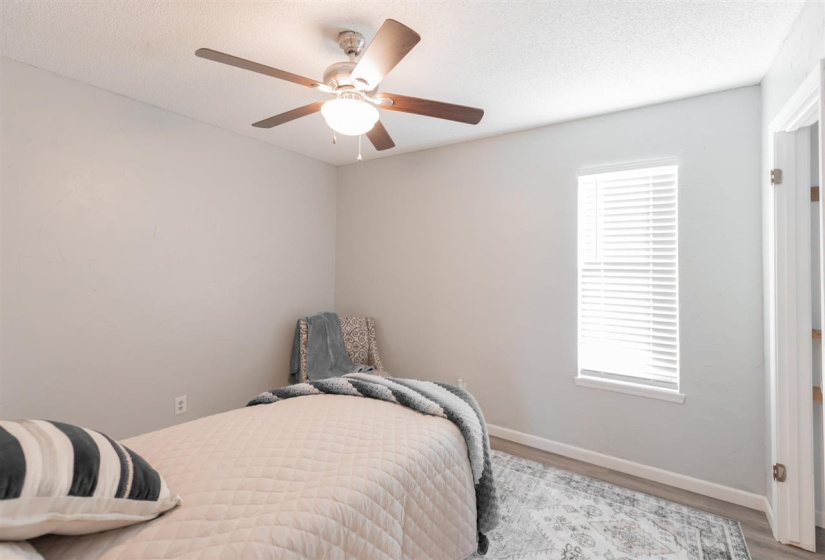 3 Bedrooms Bedrooms, 0 ,2 BathroomsBathrooms,Residential,Single Family,Denver,1,133571