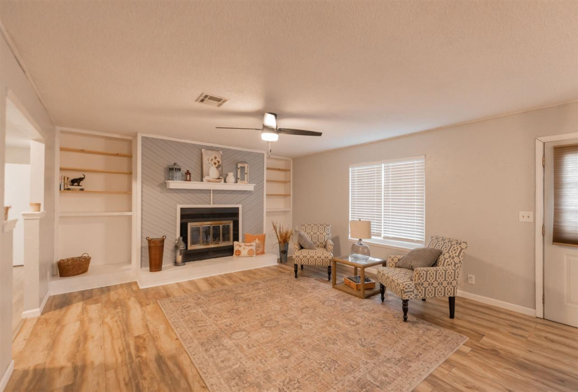 3 Bedrooms Bedrooms, 0 ,2 BathroomsBathrooms,Residential,Single Family,Denver,1,133571