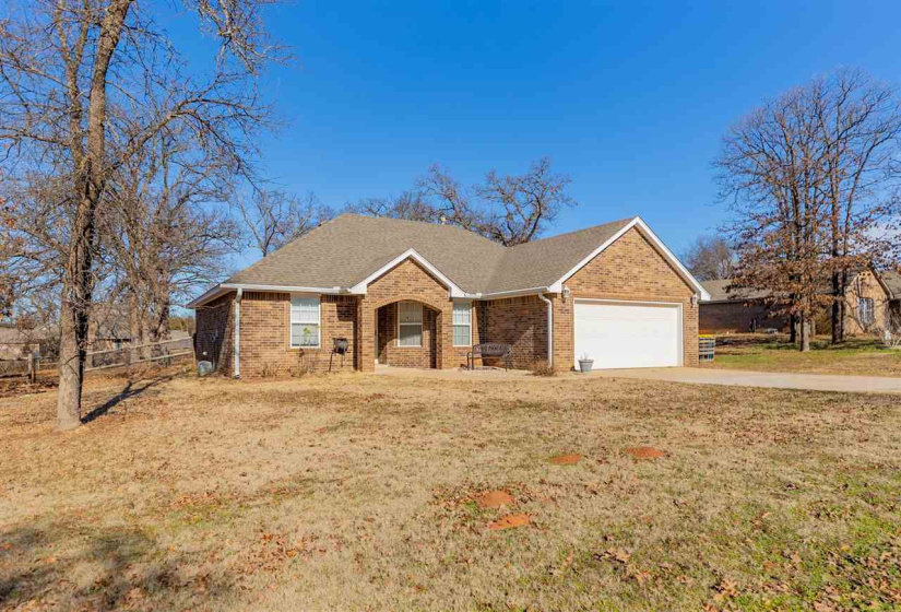 3 Bedrooms Bedrooms, 0 ,2 BathroomsBathrooms,Residential,Single Family,Zachary,1,133572