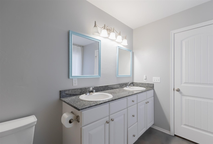 3 Bedrooms Bedrooms, 0 ,2 BathroomsBathrooms,Residential,Single Family,Zachary,1,133572