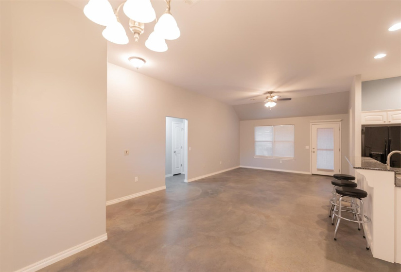 3 Bedrooms Bedrooms, 0 ,2 BathroomsBathrooms,Residential,Single Family,Zachary,1,133572