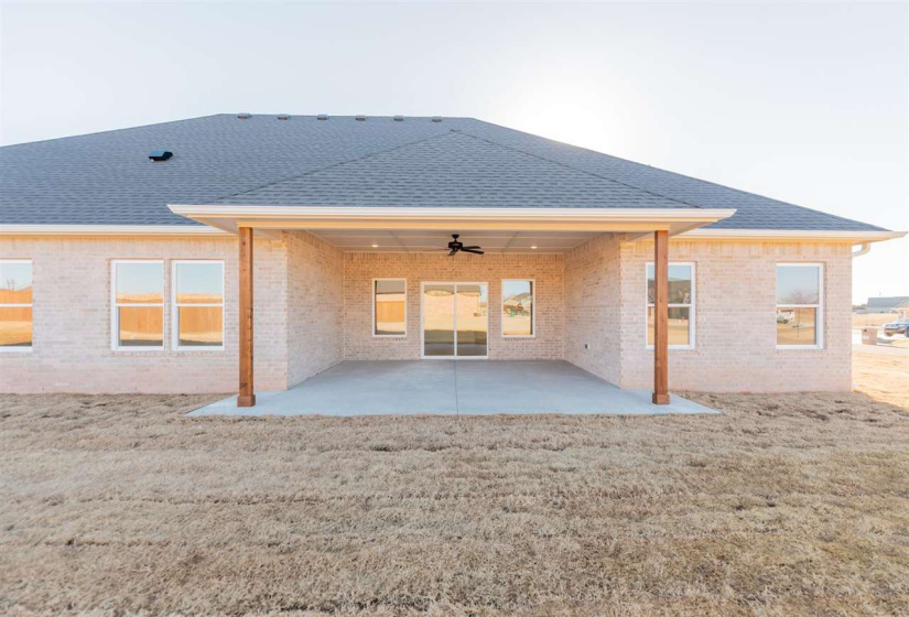 4 Bedrooms Bedrooms, 0 ,2 BathroomsBathrooms,Residential,Single Family,Stonebriar,1,133573