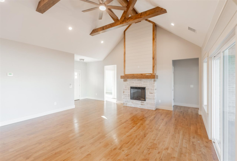 4 Bedrooms Bedrooms, 0 ,2 BathroomsBathrooms,Residential,Single Family,Stonebriar,1,133573