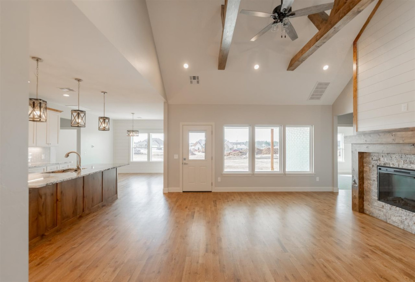 4 Bedrooms Bedrooms, 0 ,3 BathroomsBathrooms,Residential,Single Family,Bandera,1,133578