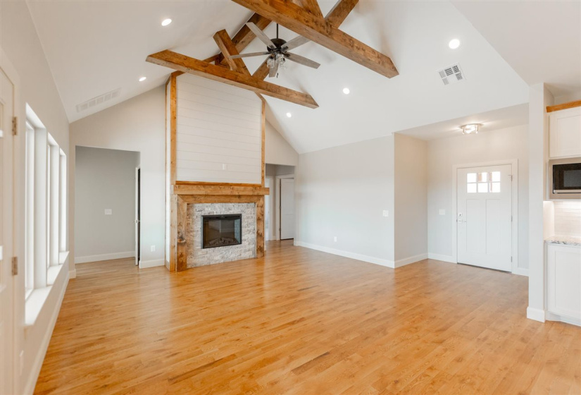 4 Bedrooms Bedrooms, 0 ,3 BathroomsBathrooms,Residential,Single Family,Bandera,1,133578