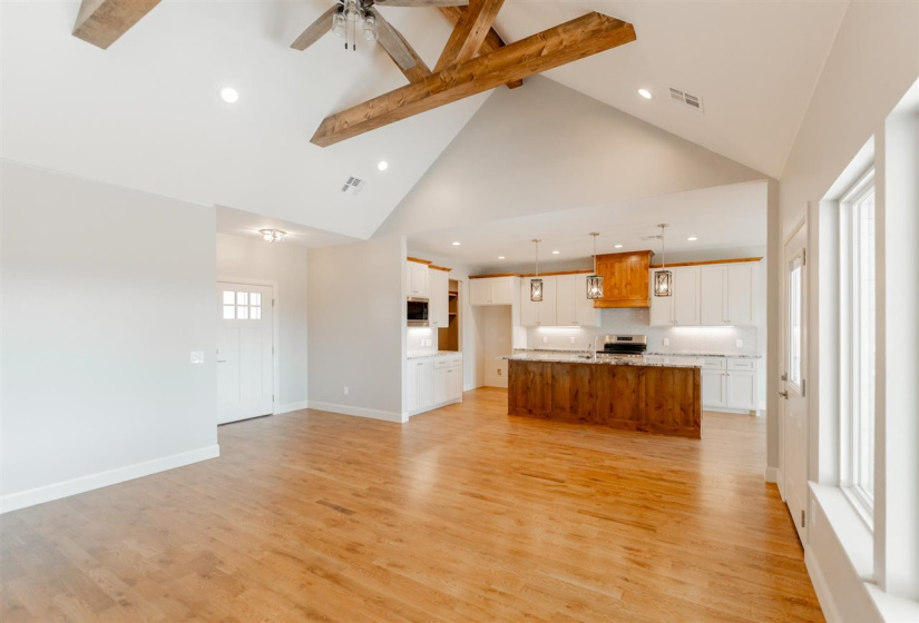 4 Bedrooms Bedrooms, 0 ,3 BathroomsBathrooms,Residential,Single Family,Bandera,1,133578