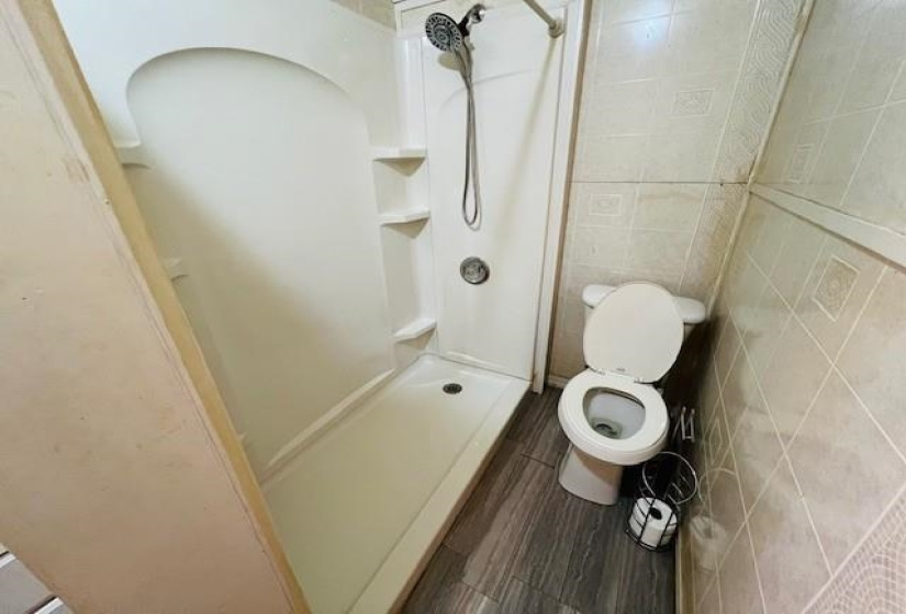 2 Bedrooms Bedrooms, 0 ,1 BathroomBathrooms,Residential,Single Family,E,1,133579