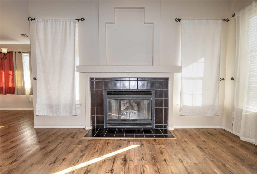 3 Bedrooms Bedrooms, 0 ,2 BathroomsBathrooms,Residential,Single Family,Windsor,1,133588