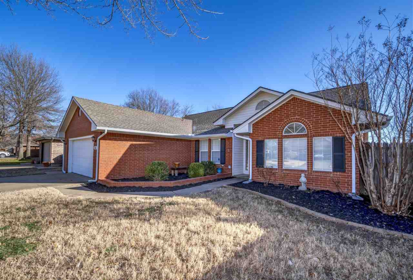 3 Bedrooms Bedrooms, 0 ,2 BathroomsBathrooms,Residential,Single Family,Windsor,1,133588