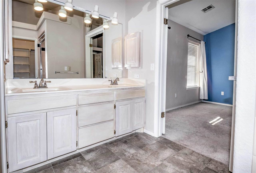 3 Bedrooms Bedrooms, 0 ,2 BathroomsBathrooms,Residential,Single Family,Windsor,1,133588