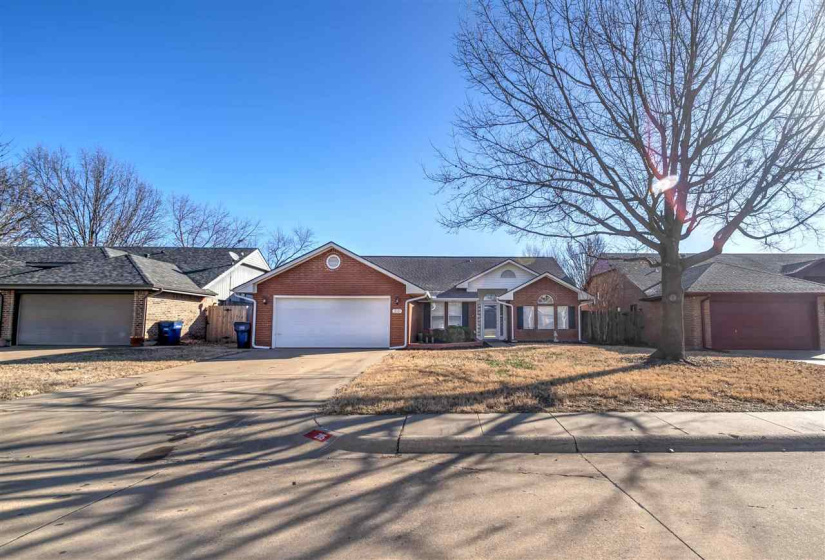 3 Bedrooms Bedrooms, 0 ,2 BathroomsBathrooms,Residential,Single Family,Windsor,1,133588