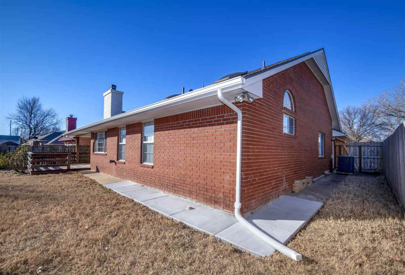 3 Bedrooms Bedrooms, 0 ,2 BathroomsBathrooms,Residential,Single Family,Windsor,1,133588