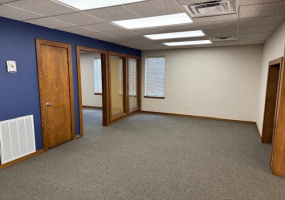 0 , 0 ,3 BathroomsBathrooms,Commercial/industrial,Commercial,Hall of Fame,1,133591