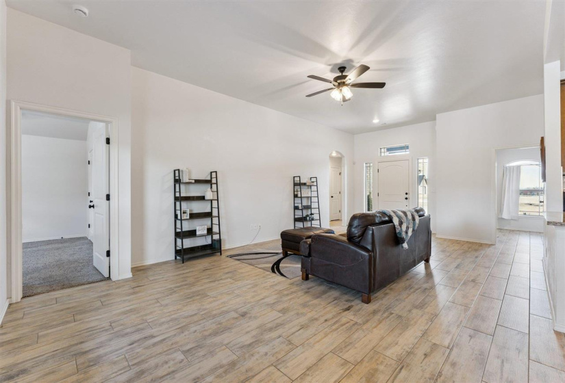 4 Bedrooms Bedrooms, 0 ,3 BathroomsBathrooms,Residential,Single Family,Iron Tire,1,133593