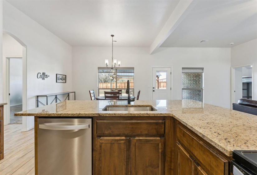 4 Bedrooms Bedrooms, 0 ,3 BathroomsBathrooms,Residential,Single Family,Iron Tire,1,133593