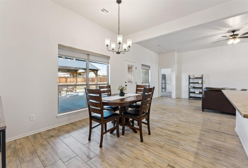 4 Bedrooms Bedrooms, 0 ,3 BathroomsBathrooms,Residential,Single Family,Iron Tire,1,133593