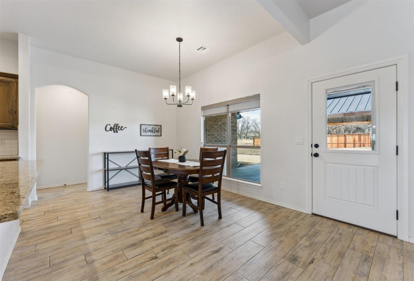 4 Bedrooms Bedrooms, 0 ,3 BathroomsBathrooms,Residential,Single Family,Iron Tire,1,133593