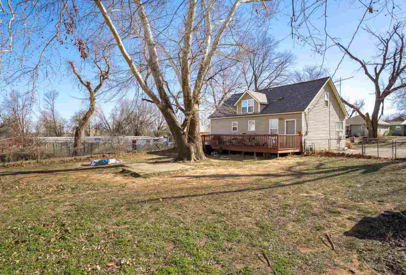 3 Bedrooms Bedrooms, 0 ,1 BathroomBathrooms,Residential,Single Family,1st,1.5,133599