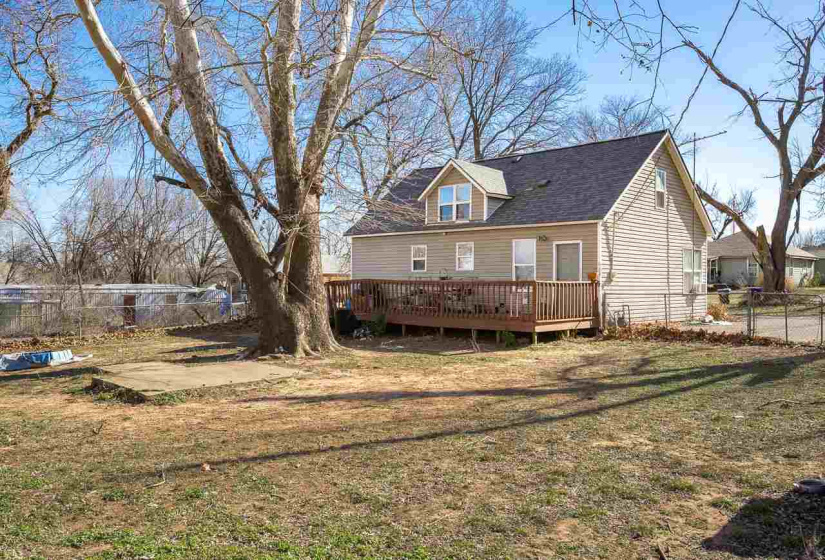 3 Bedrooms Bedrooms, 0 ,1 BathroomBathrooms,Residential,Single Family,1st,1.5,133599