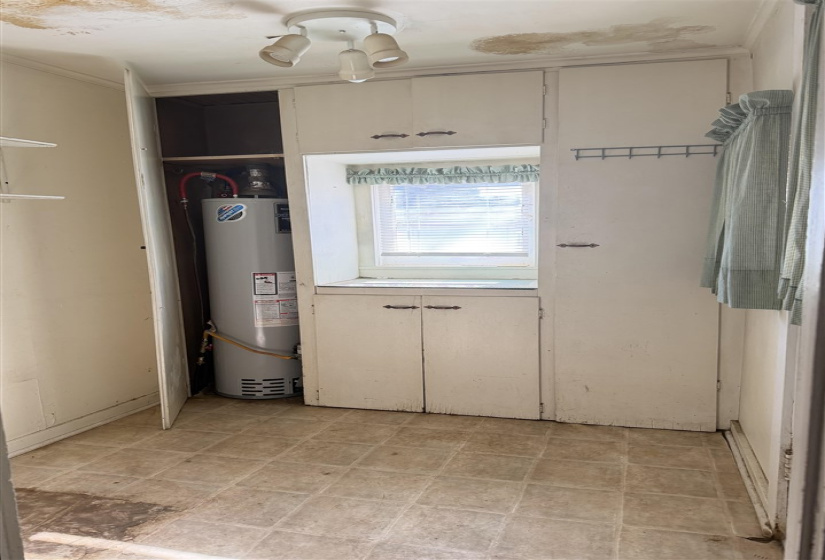 2 Bedrooms Bedrooms, 0 ,1 BathroomBathrooms,Residential,Single Family,Bristow,1,133600